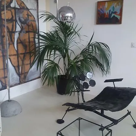 Holiday home Grand Loft Em33 Hyeres